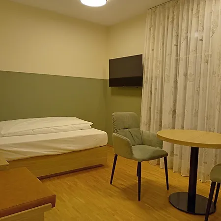 Altes Braeuhaus, Und In 3* Gaildorf