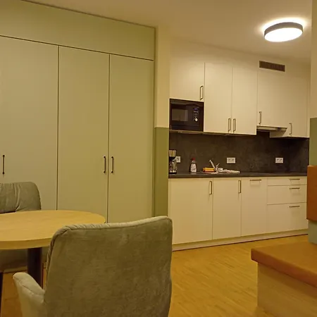 Altes Braeuhaus, Und In